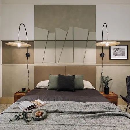 Uru - 2 Bedrooms And Balcony In De Gracia *