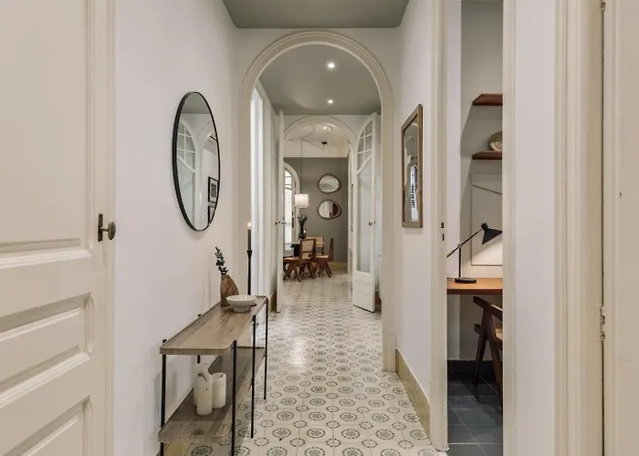Appartamento Uru - 2 Bedrooms And Balcony In De Gracia Barcellona